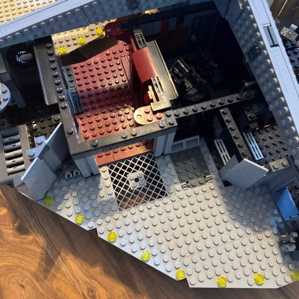 LEGO Star Wars: Betrayal at Cloud City 75222 - Picture 4 of 9